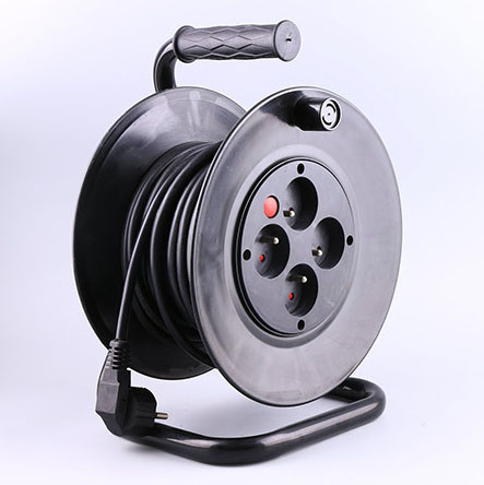 French Socket-Outlets Cable Reel Thermal Cut-out 4-Way with Shutters Custom Length Cable IP20 NF,CE Approved