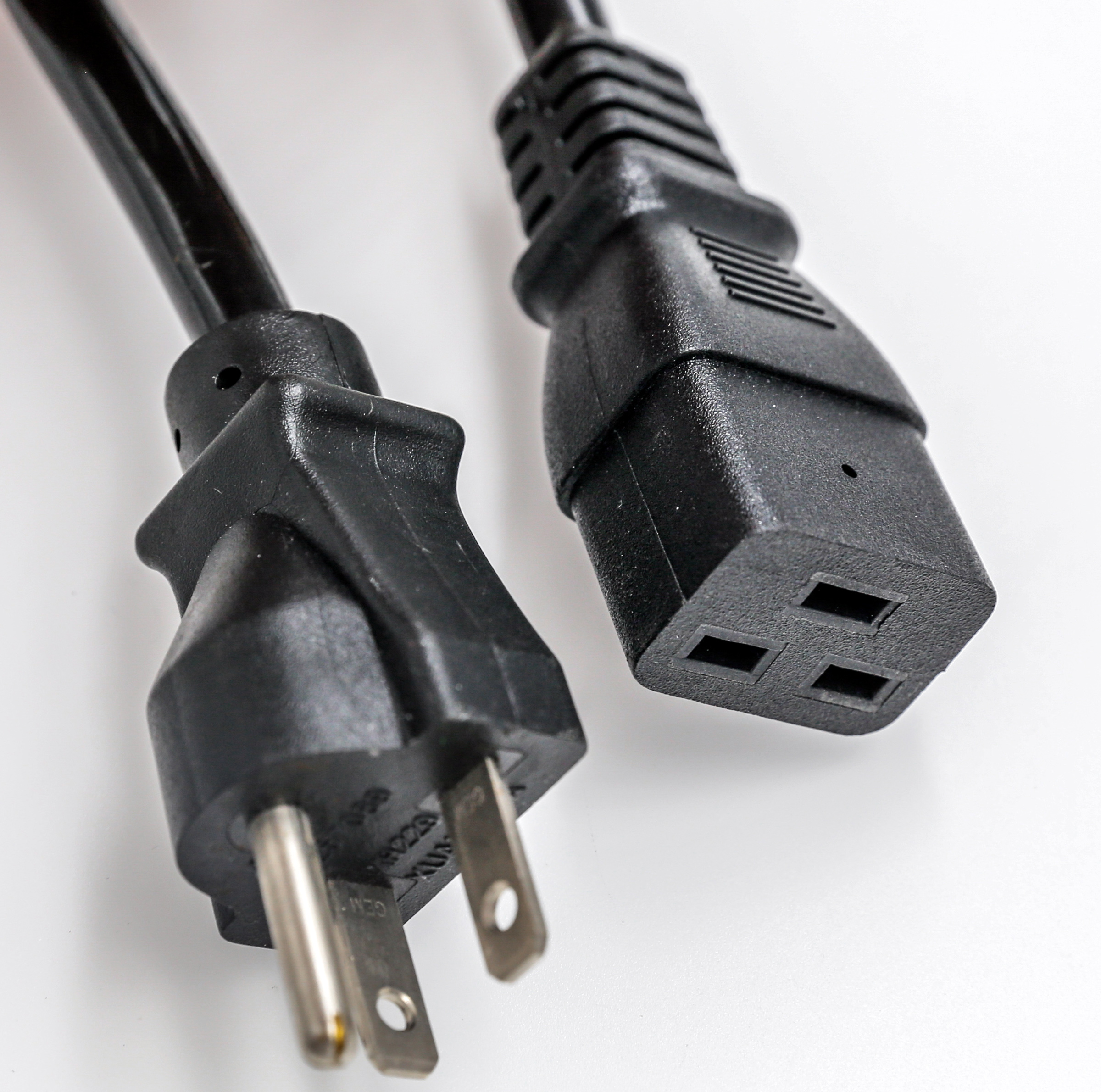 NEMA-6-20P-Power-supply-cord-IEC-C19-PDU-Power-Cable.jpg