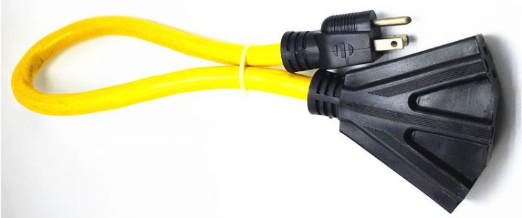 3-outlet-outdoor-extension-cord-750x314.jpg