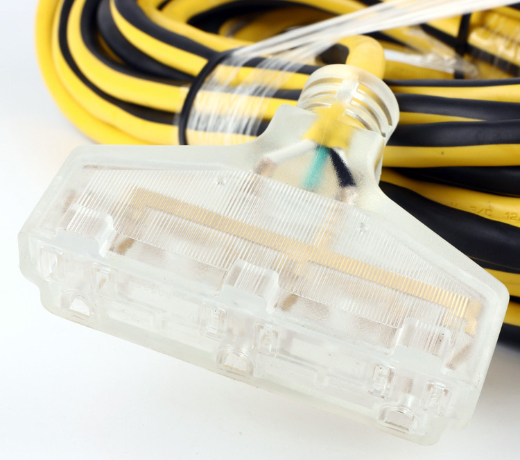 Outdoor-Extension-Cord-15-Amp-Receptacle.jpg