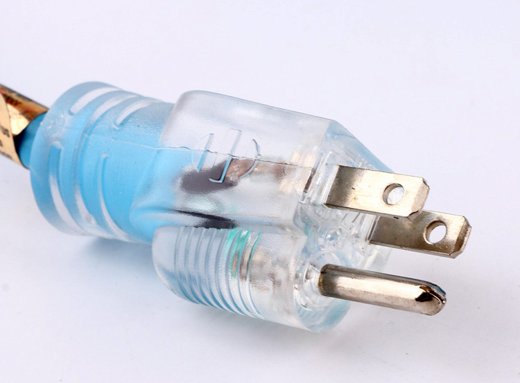 Outdoor-Extension-Cord-with-Lighted-End-Heavy-Duty-Plug.jpg
