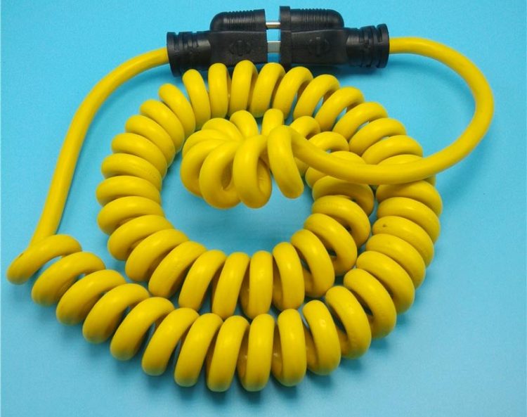 Heavy-duty-Spring-extension-Cord-Coiled-Cable-750x593.jpg