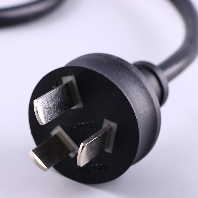 Argentina-20A-Plug.jpg