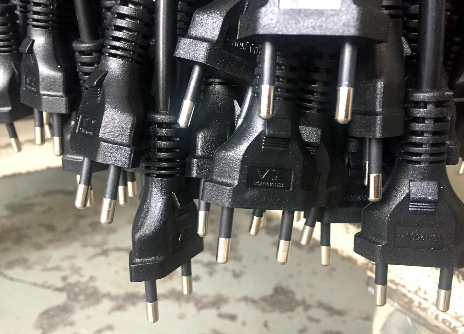 Brazil-power-supply-cord.jpg