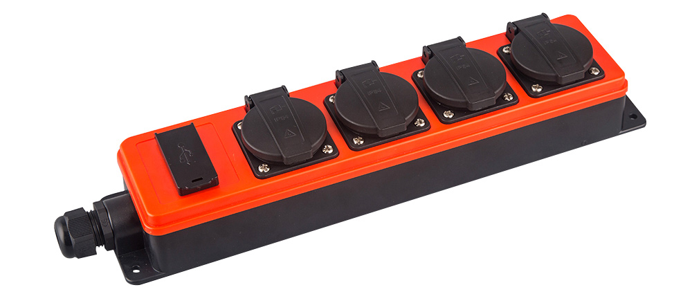 4-Outlet-Power-Sockets-Two-USB-Charging-Ports.jpg