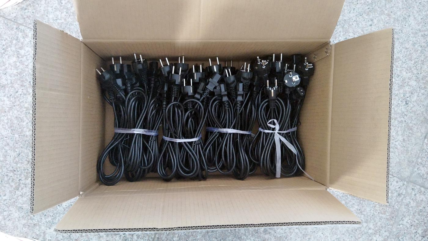 German-Computer-Power-Cord-Schuko-Plug-IEC-320-C13-Package.jpg