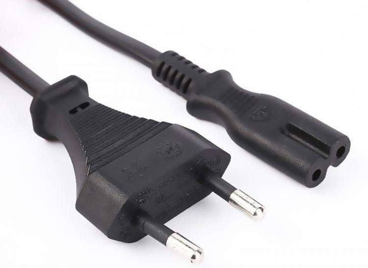 CEE7-16-European-plug-IEC-C7-750x545.jpg