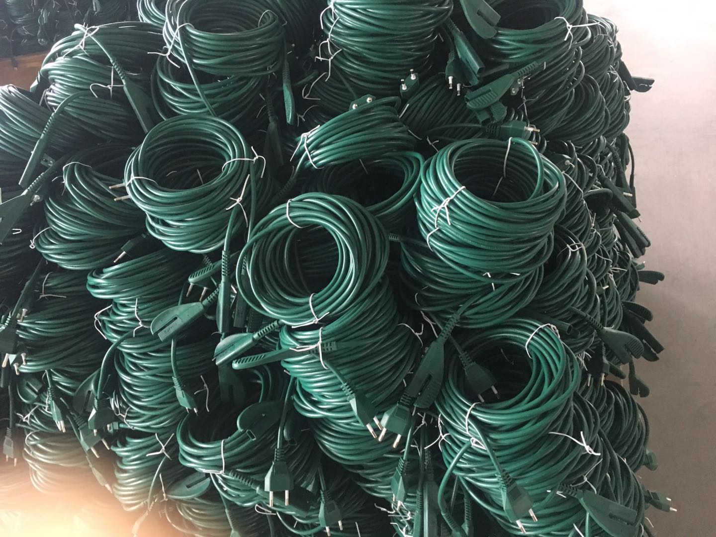 Vorwerk-power-cords-VK135-VK36-Green.jpg