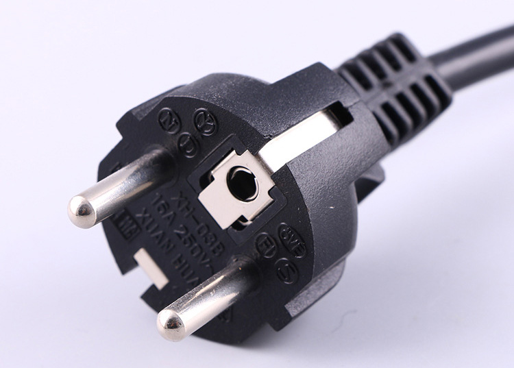 German-schuko-plug-straight.jpg