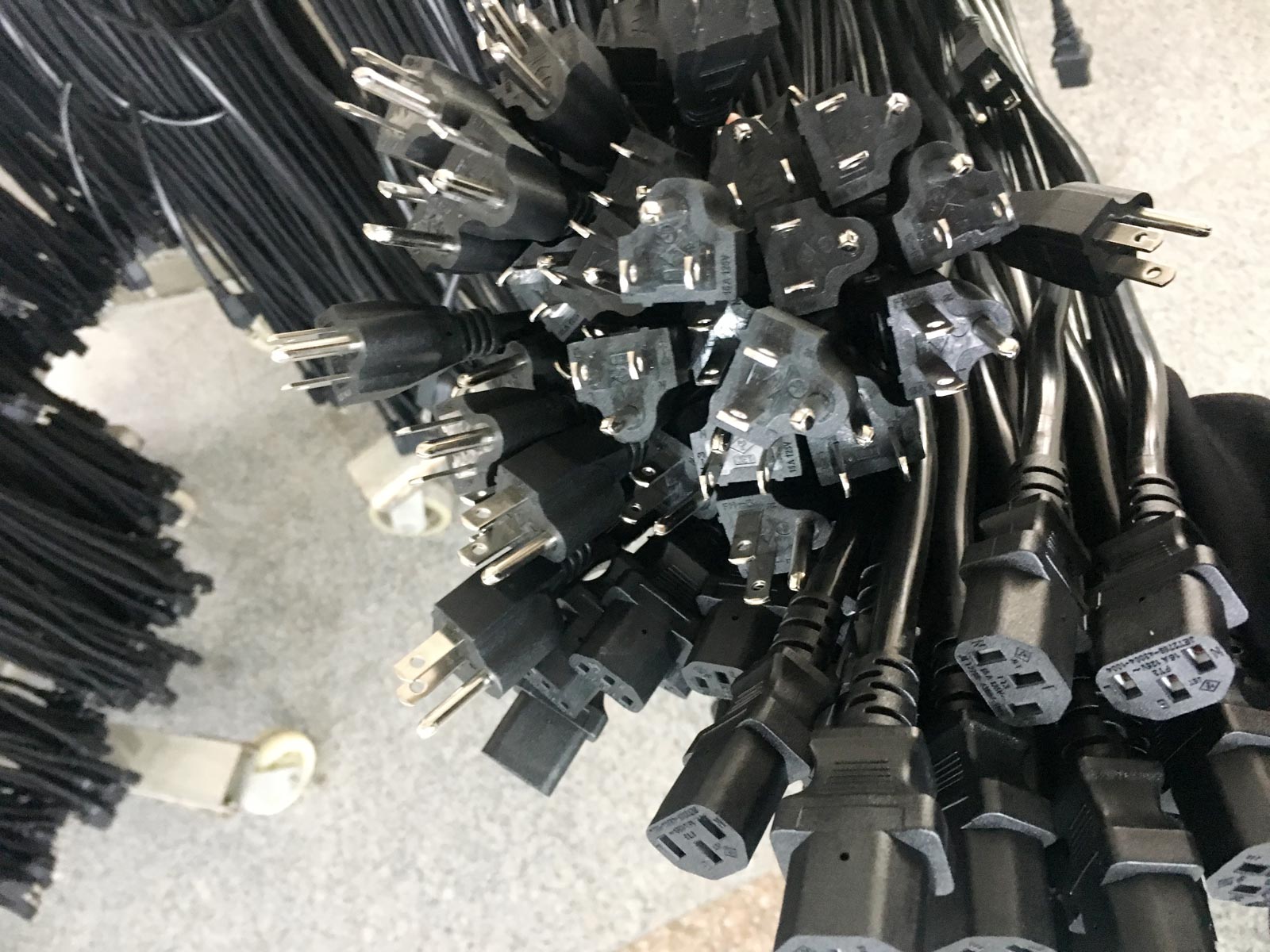 Japan-Plug-IEC-60320-C13-Appliance-Power-Cable.jpg