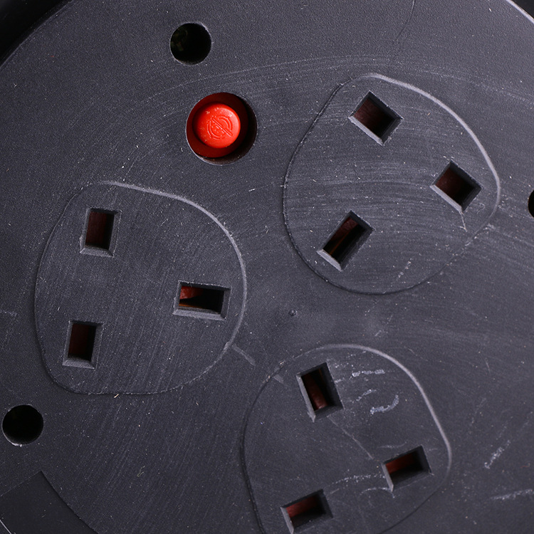 UK-cord-reel-3-outlet.jpg