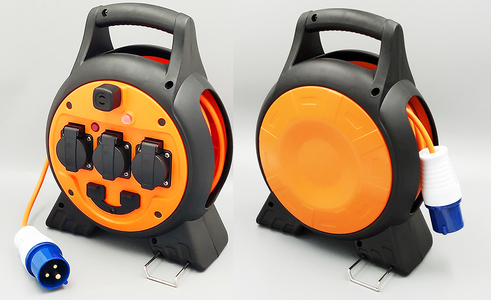 IEC-60309-Extension-Cord-Adapter-Reel-with-Schuko-Sockets.jpg